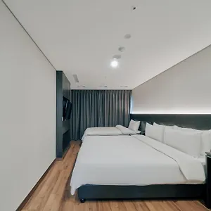 Aqua Palace Hotel