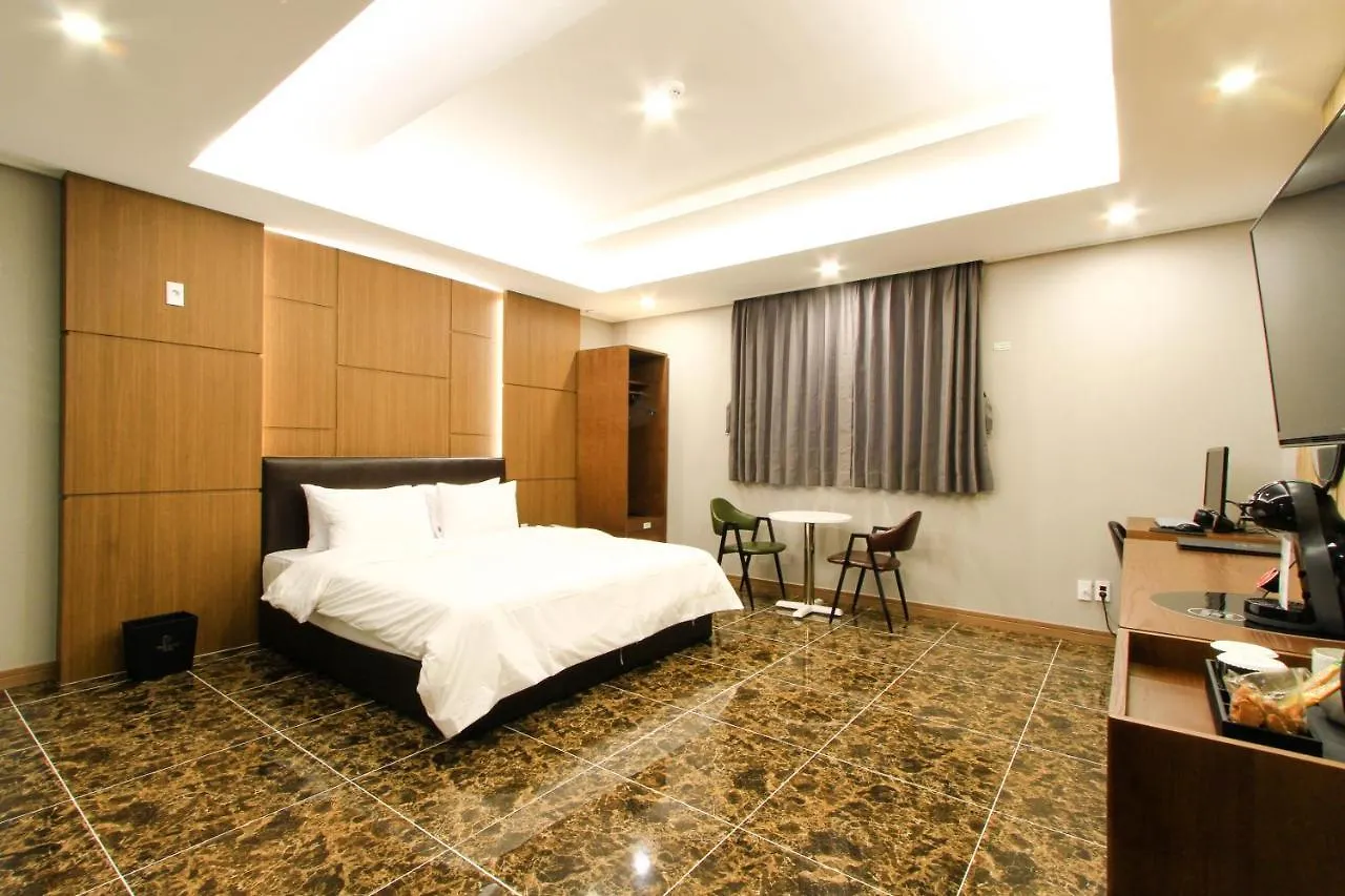 The King Hotel Busan 2*,  South Korea