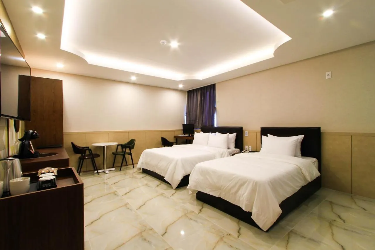 The King Hotel Busan 2*,  South Korea